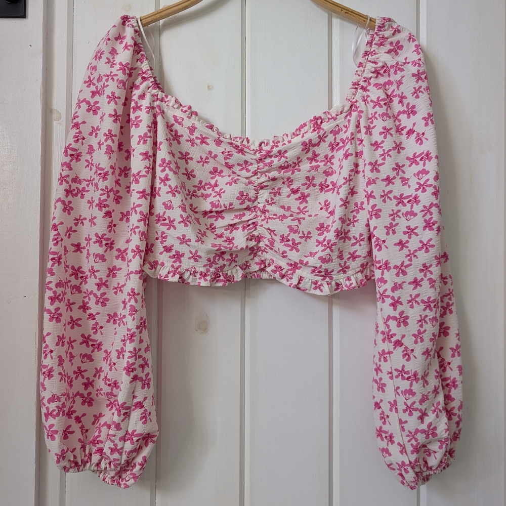 Acoa Pink And White Floral Puffed Long Sleeve Crop Top